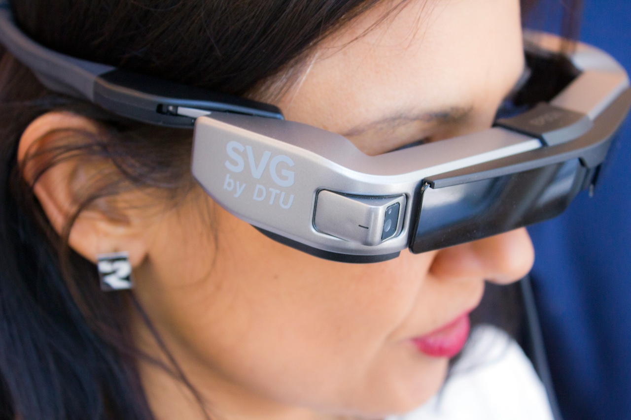 Smart Camera Glasses