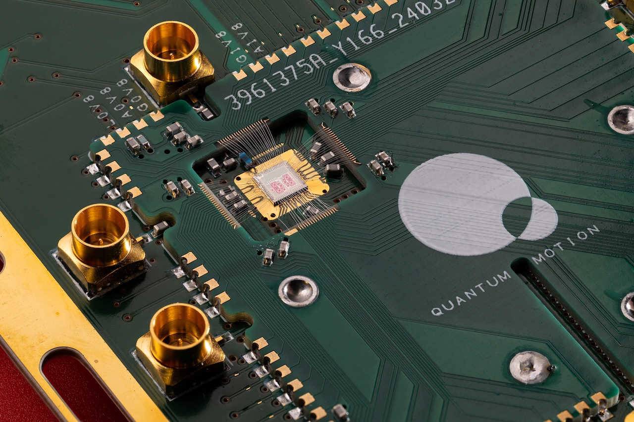 Quantum Motion silicon chip mounted on a PCB
